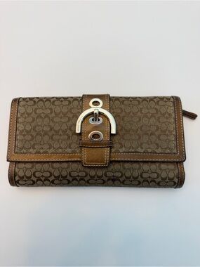 Vintage Y2K Coach Soho Buckle Signature Wallet